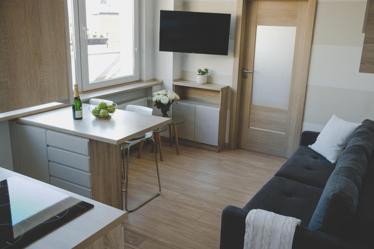Apartament Gdynia Glowna Z Tarasemアパートメント エクステリア 写真