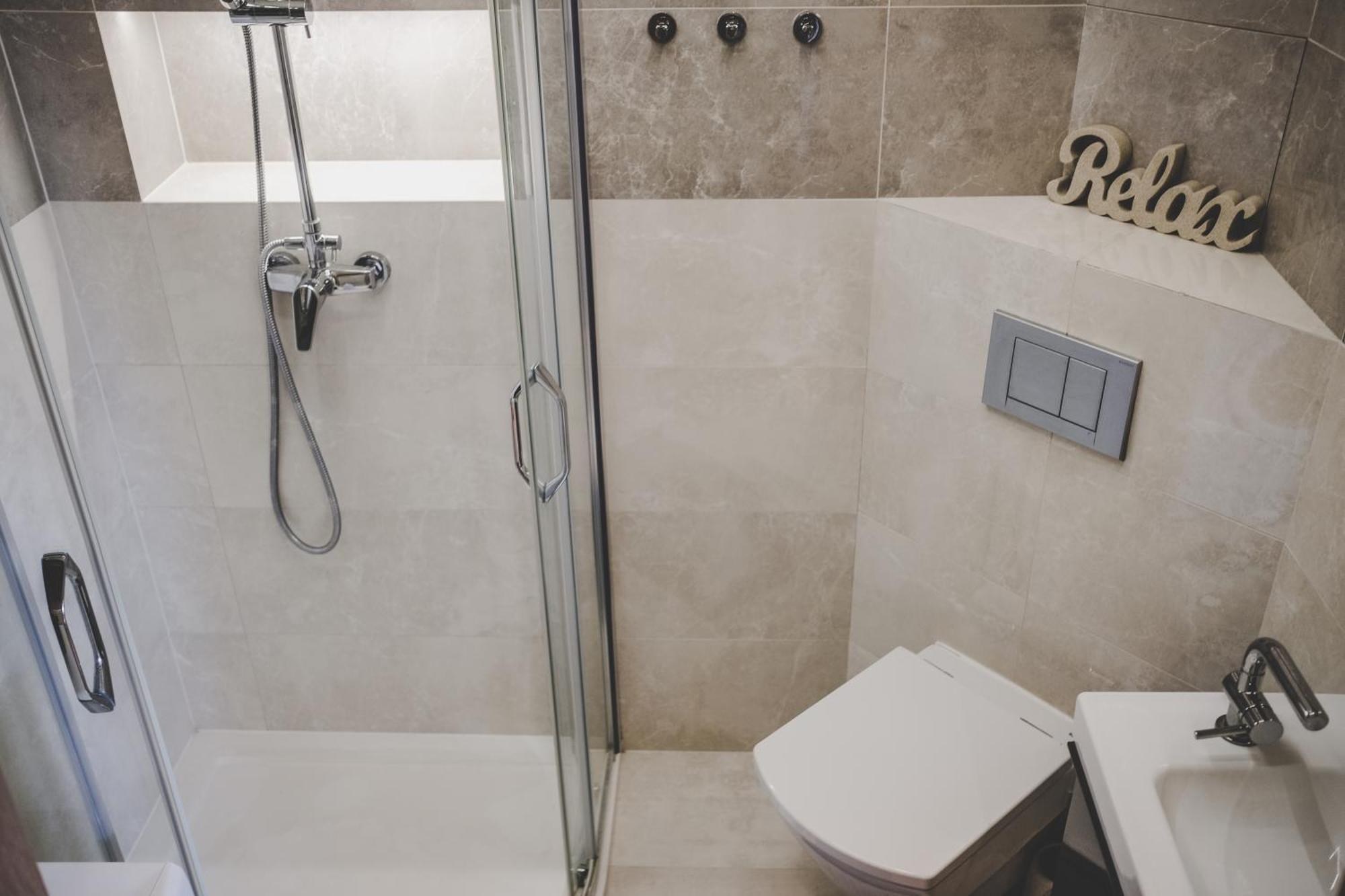 Apartament Gdynia Glowna Z Tarasemアパートメント エクステリア 写真